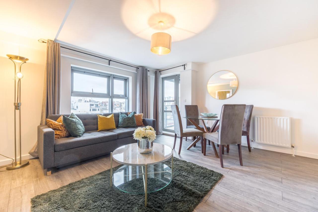 Nino Capital - Victoria Apartment London Luaran gambar